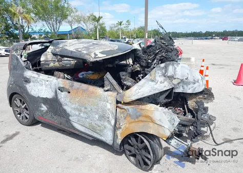 2020 Kia Soul Gt-Line z USA, uszkodzony, nr VIN KNDJ63AU4L7000830